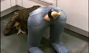 ஷாம்பெயின் பாட்டில்  ...