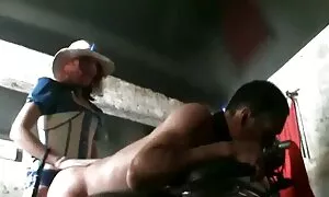 ஸ்ட்ராபன் காதலன் அவள ...